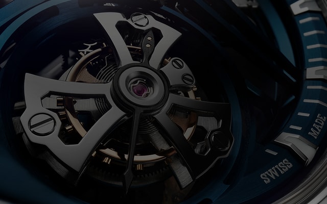 Roger Dubuis Excalibur collection flying tourbillon detail